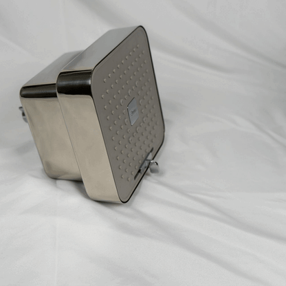 GIF of how to remove the face plate of the Citrus Filtered Showerhead